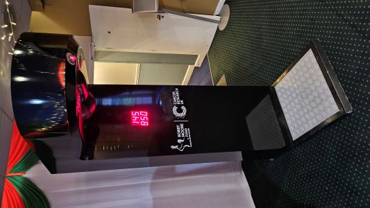 Christmas Party - Boxing Machine